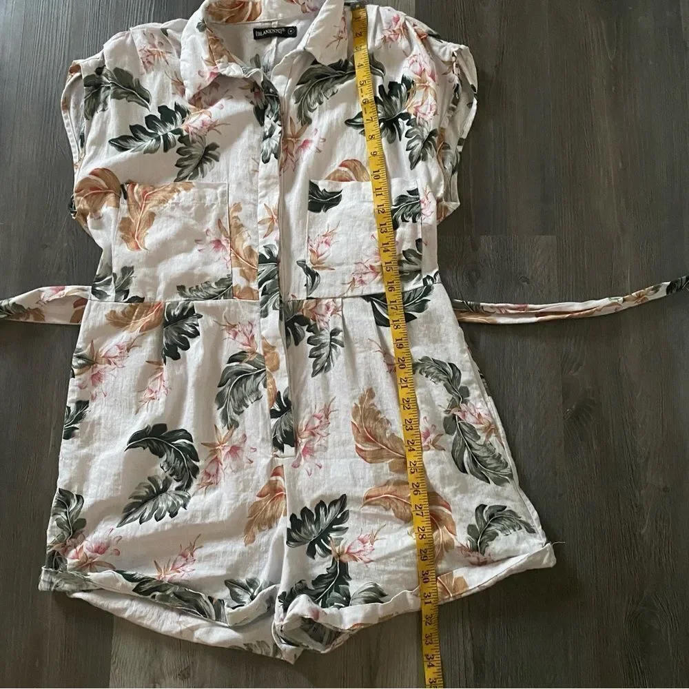 Blank NYC Garden Party Romper Floral Button Front Medium Linen Viscose - Picture 10 of 12